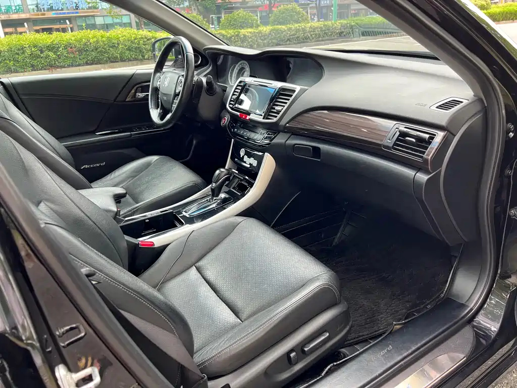 HONDA ACCORD 2016