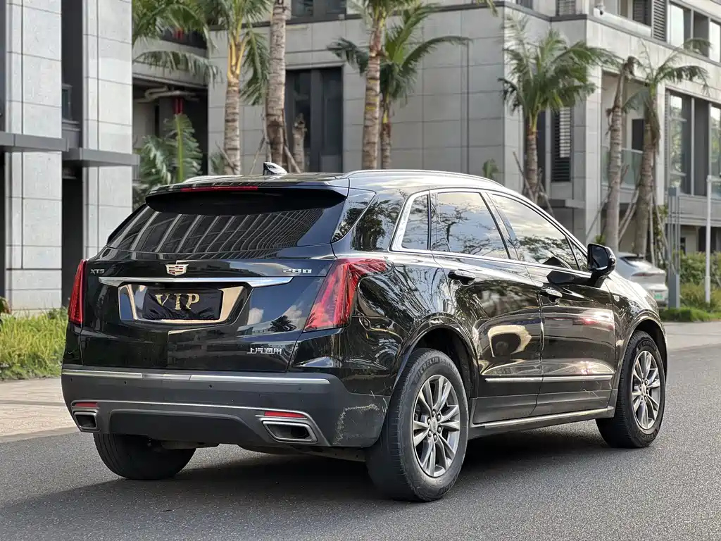 CADILLAC XT5 2020
