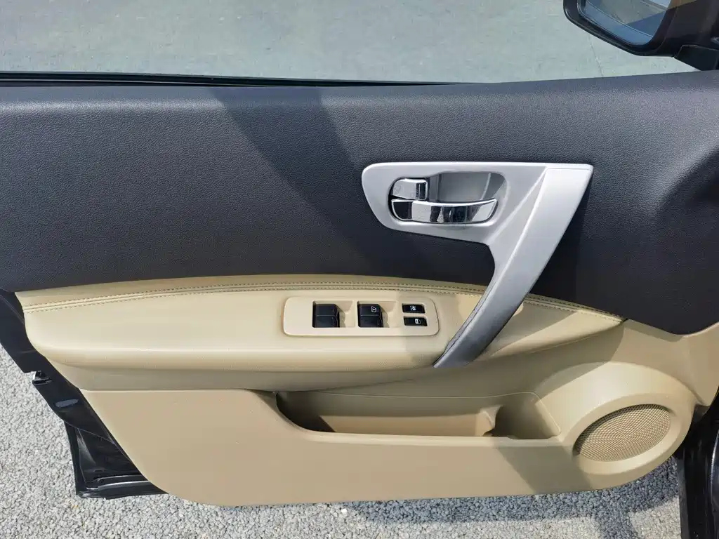 NISSAN QASHQAI 2008