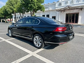 VOLKSWAGEN MAGOTAN 2017