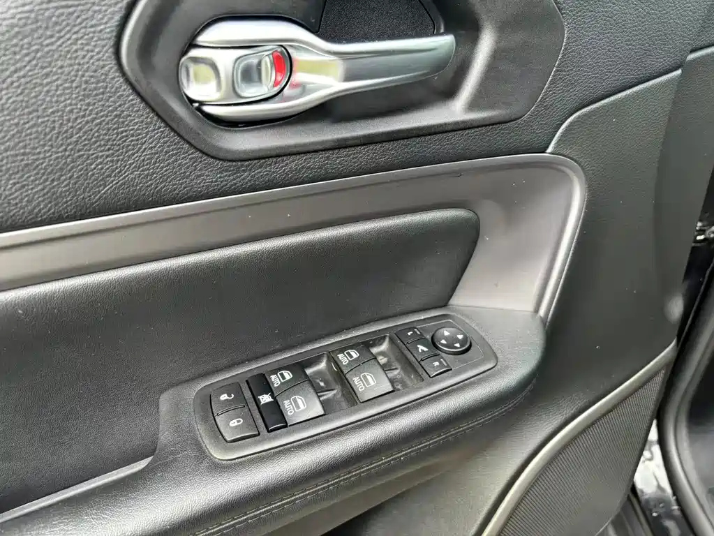 JEEP BIG 指挥官 2022