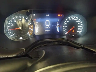 JEEP COMPASS  2021 YEAR 220T AUTOMATIC LEADING EDITION 2021