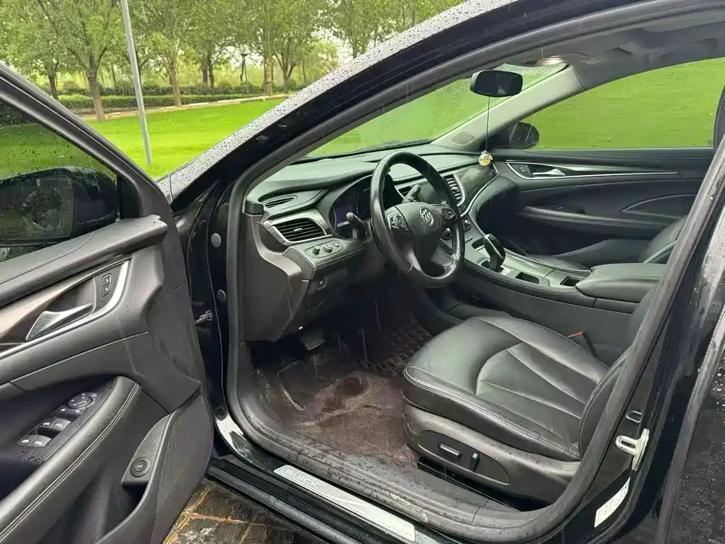 BUICK LACROSSE 2020