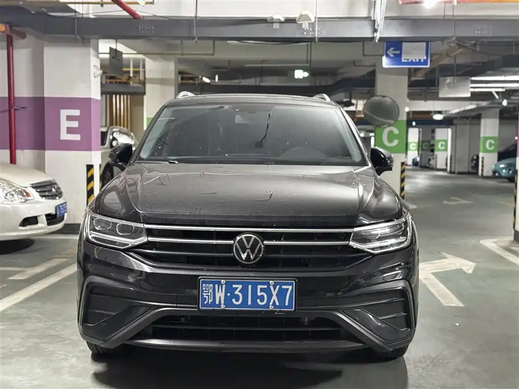 VOLKSWAGEN TIGUAN L 2024