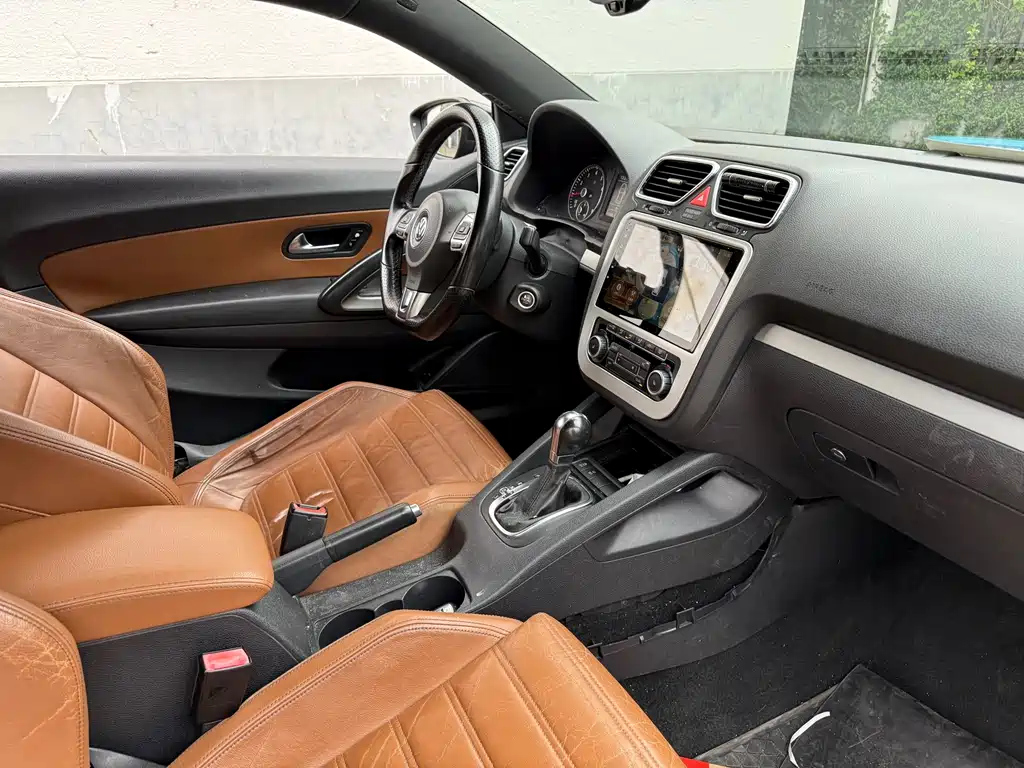 VOLKSWAGEN SCIROCCO 2011