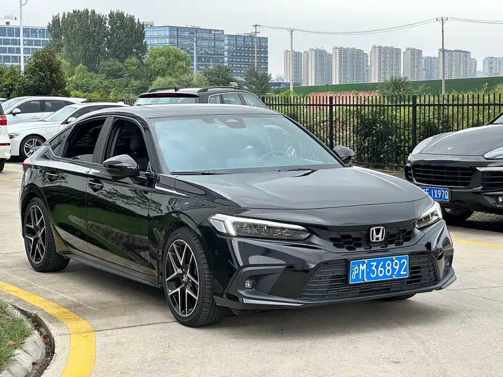 HONDA CIVIC 2024