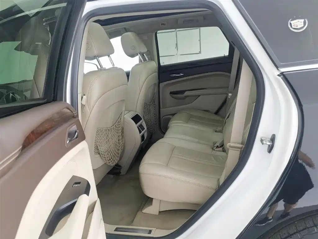 CADILLAC SRX 2014