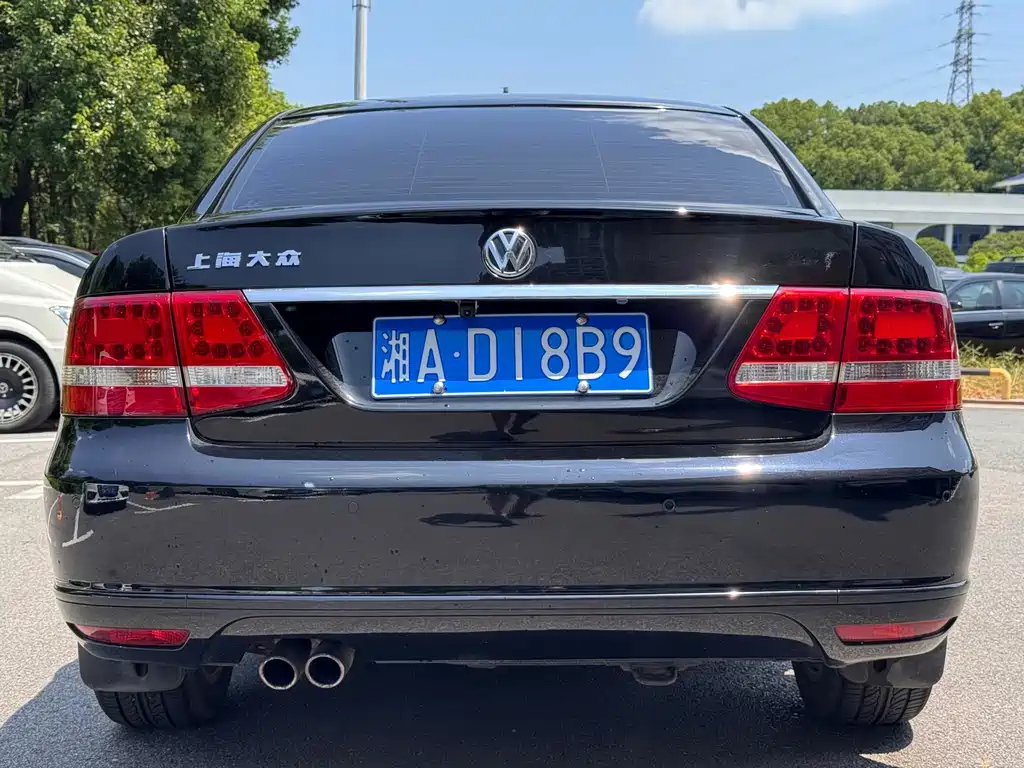 VOLKSWAGEN OTHER 2011