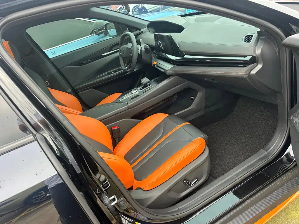 CHANGAN UNI-V 2024