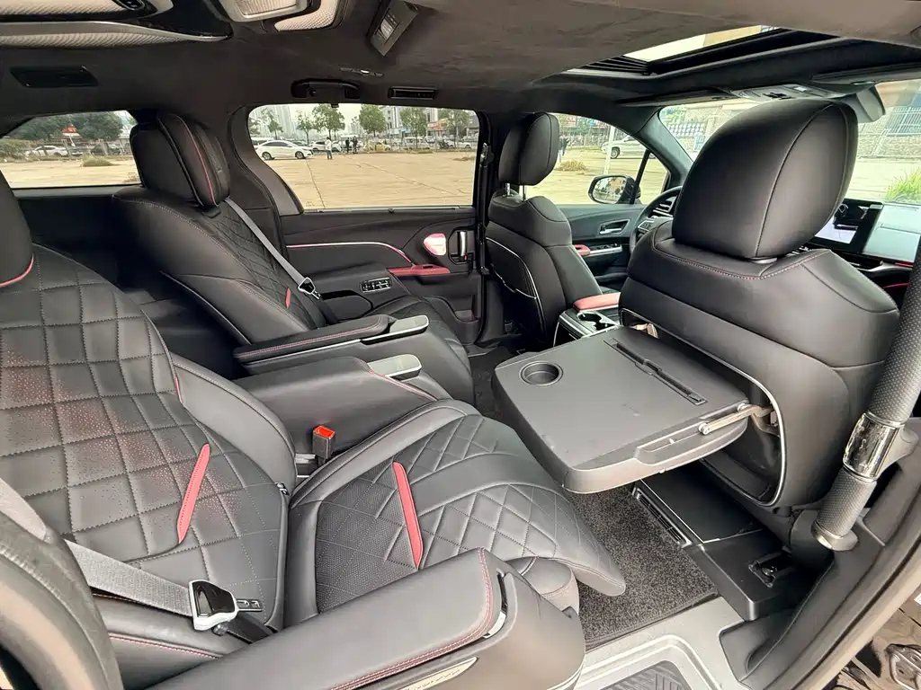 TOYOTA SIENNA SIENNA 2025