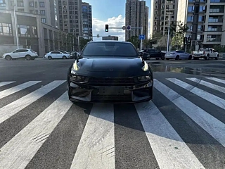 LYNK&CO 03 2018