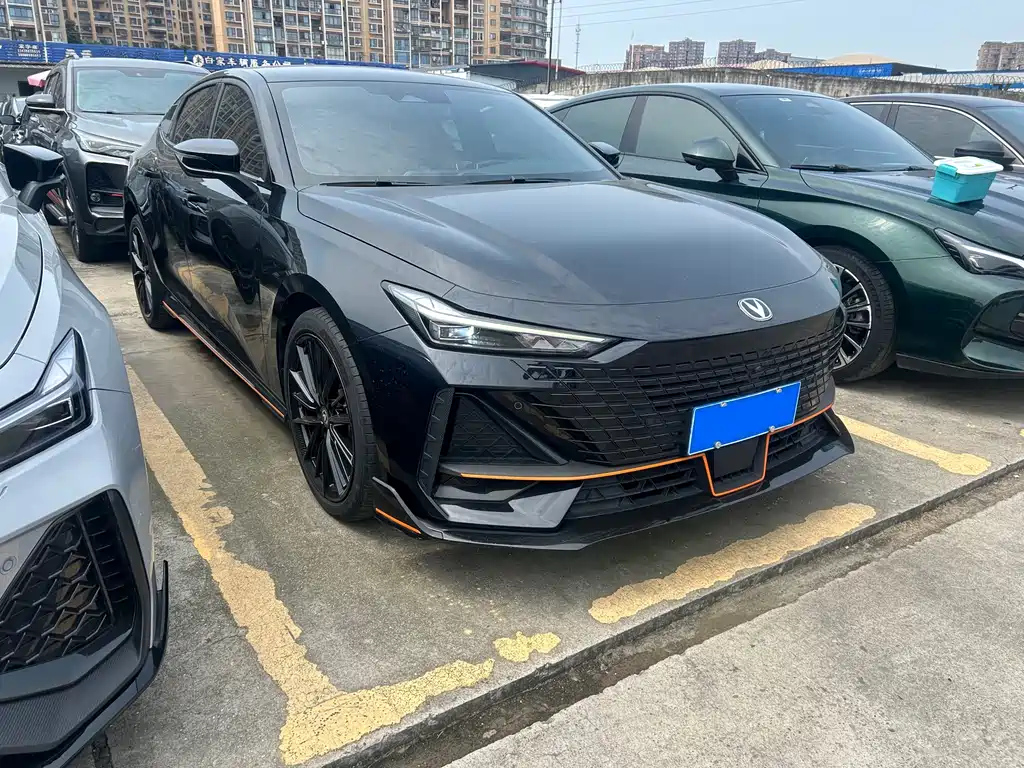 CHANGAN UNI-V 2023