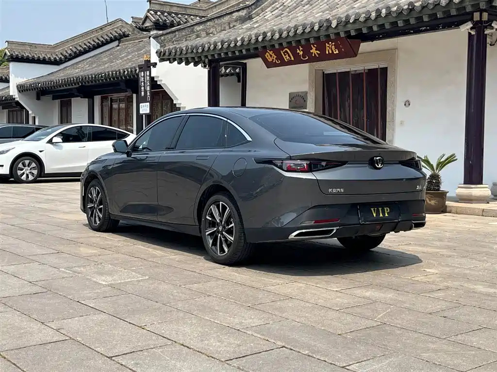 CHANGAN EADO 2024