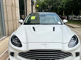 Заказать ASTON MARTIN DBX