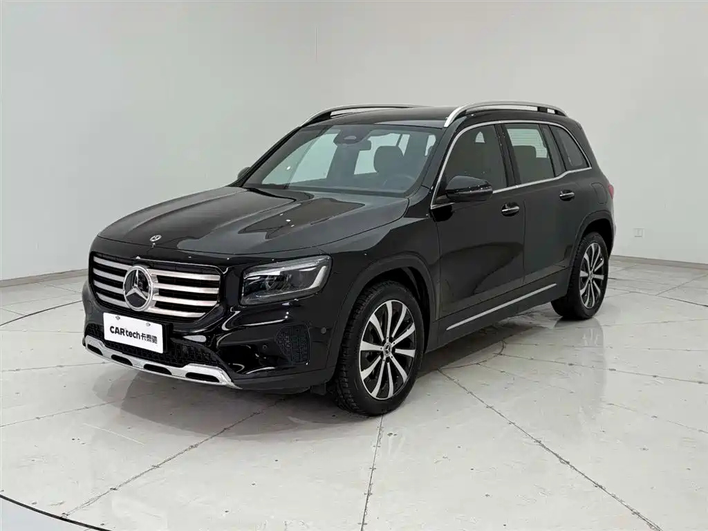 MERCEDES BENZ GLB 2025