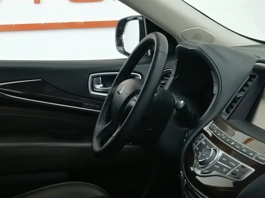 INFINITI QX60 IMPORT 2020