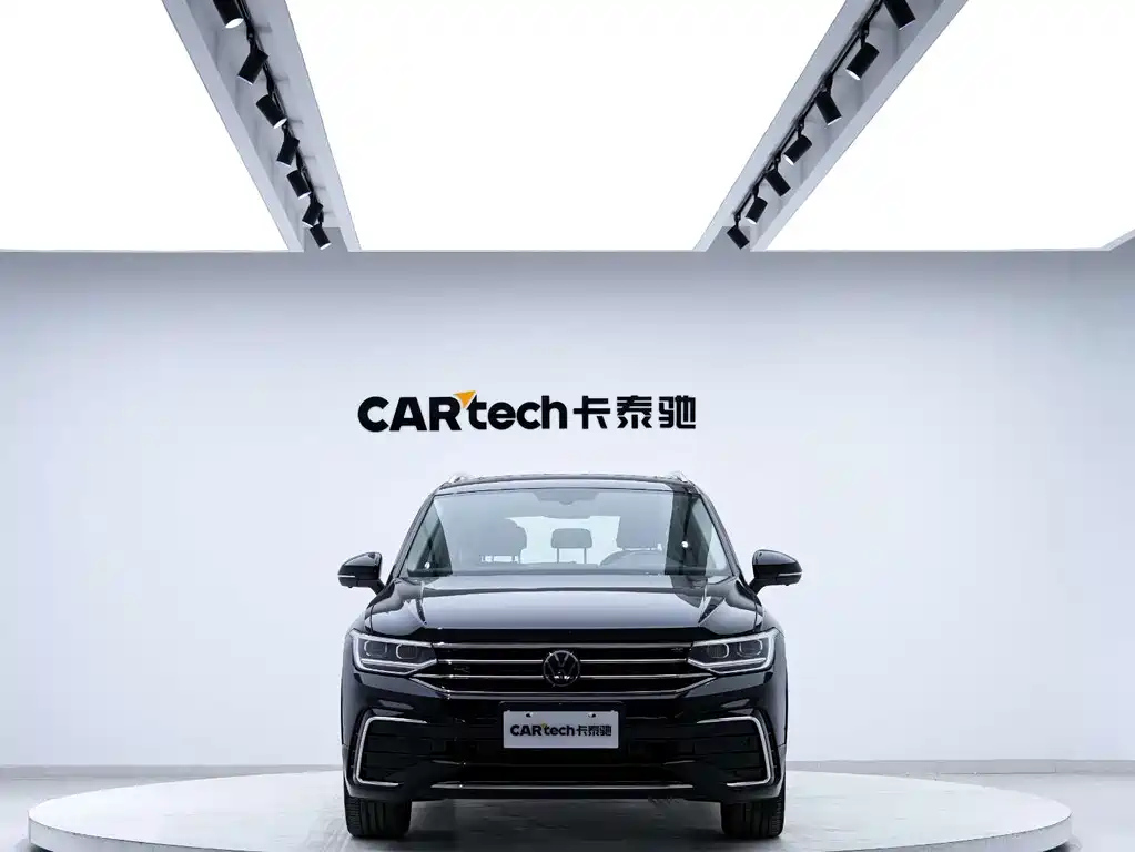 VOLKSWAGEN TIGUAN L 2024
