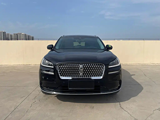 LINCOLN ADVENTURER 2020