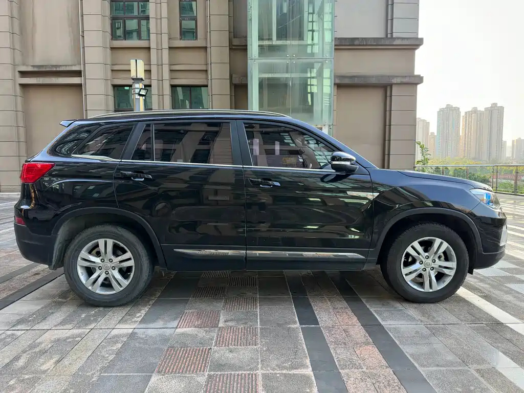 CHANGAN CS75 2016