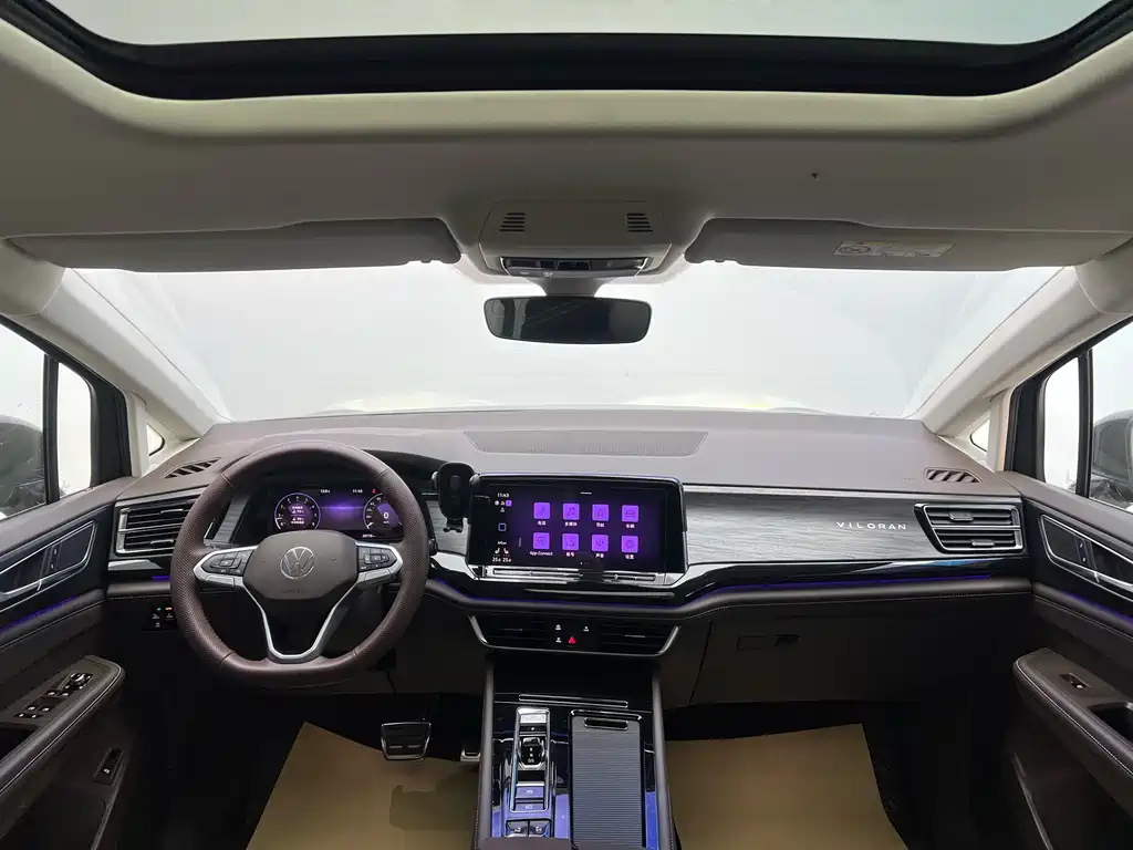 VOLKSWAGEN VILORAN 2024