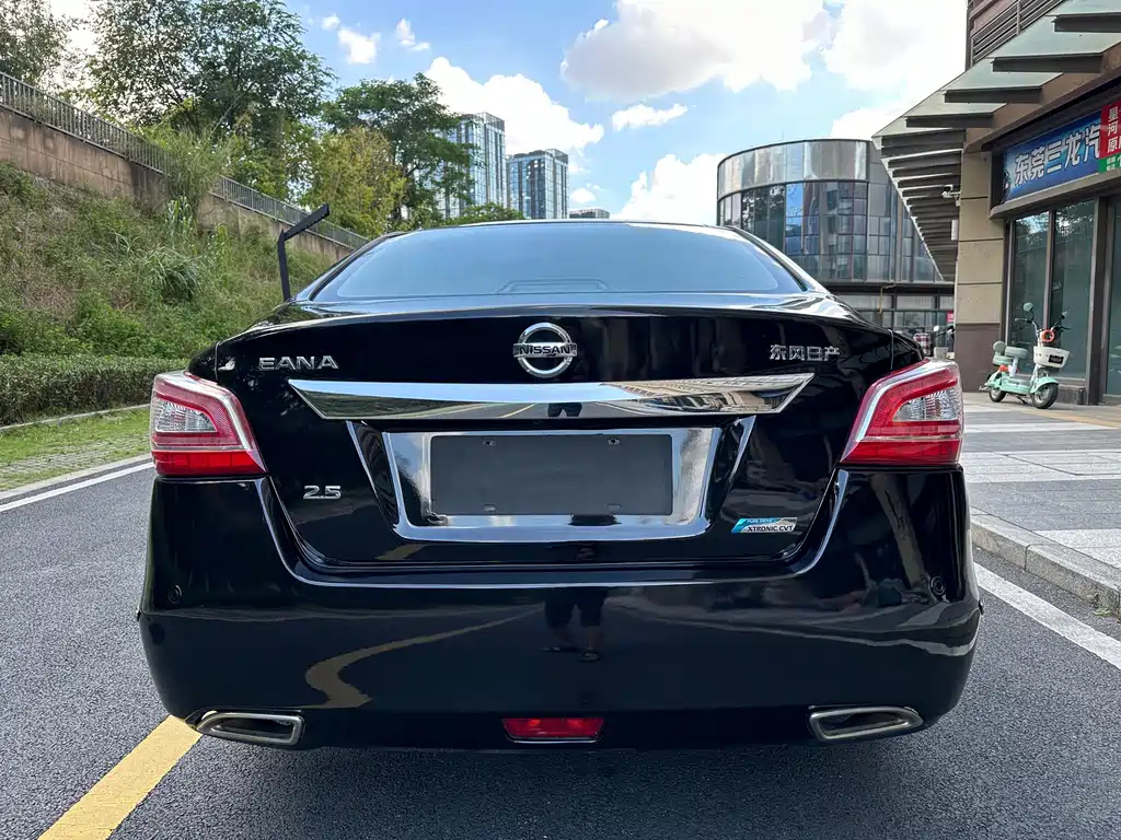 NISSAN TEANA 2014