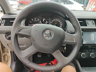 SKODA OCTAVIA 2015 YEAR 1.6L MANUAL ESCAPE EDITION 2015