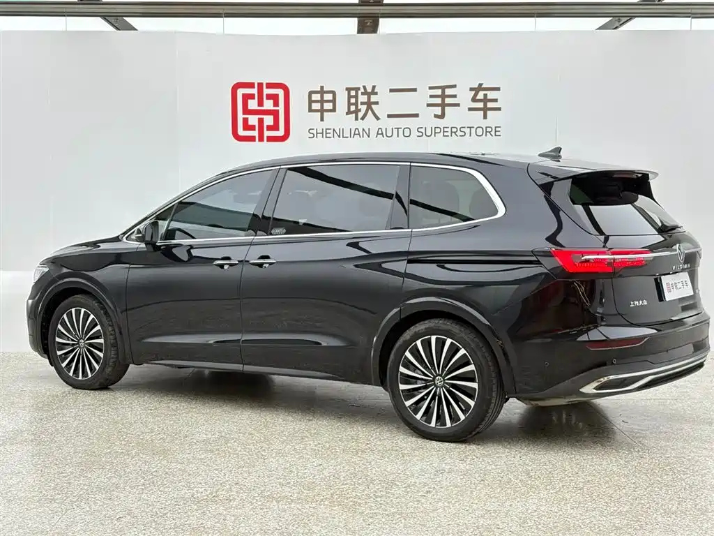 VOLKSWAGEN VILORAN 2024