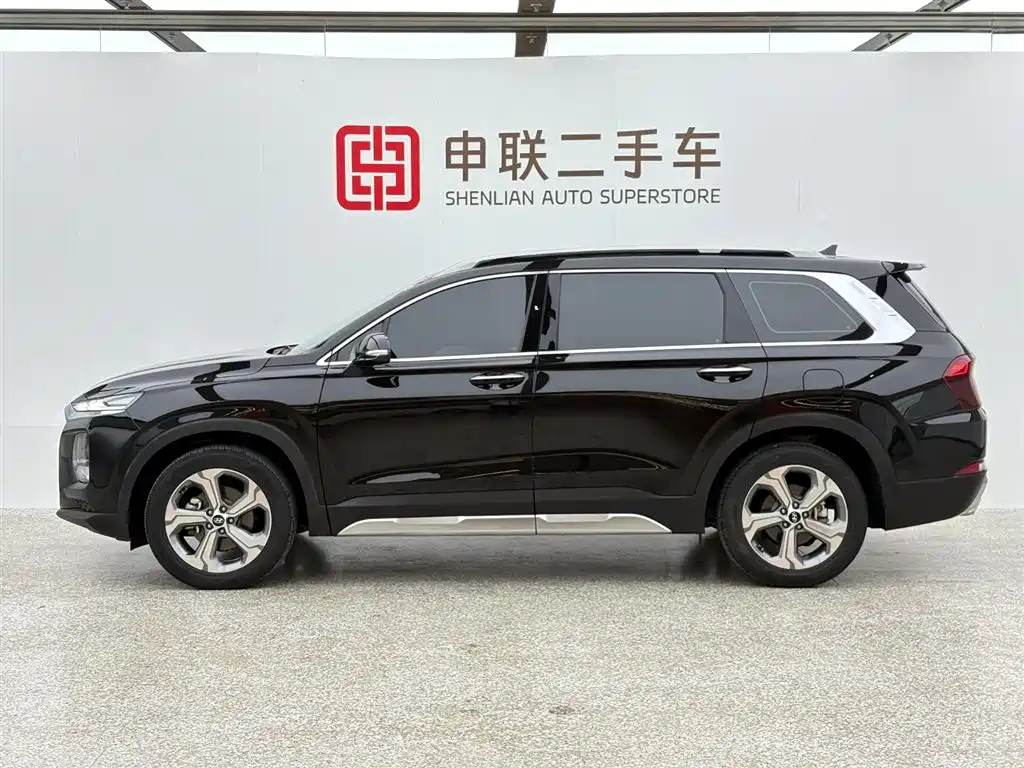 HYUNDAI SANTAFE 2020