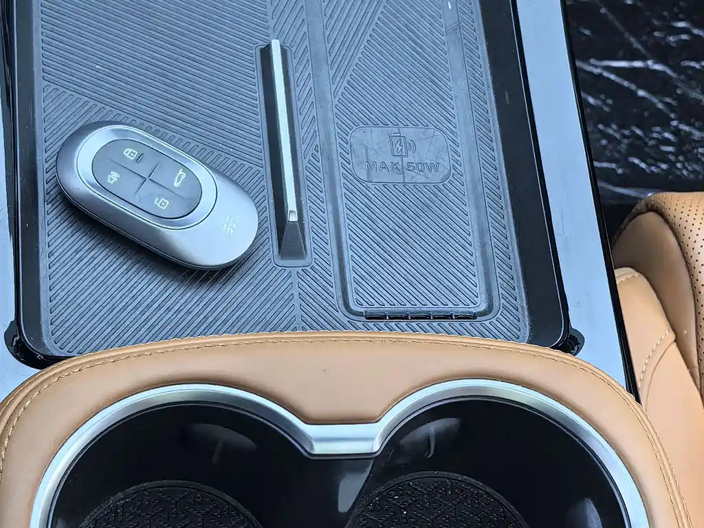 JETOUR SHANHAI L7 2025