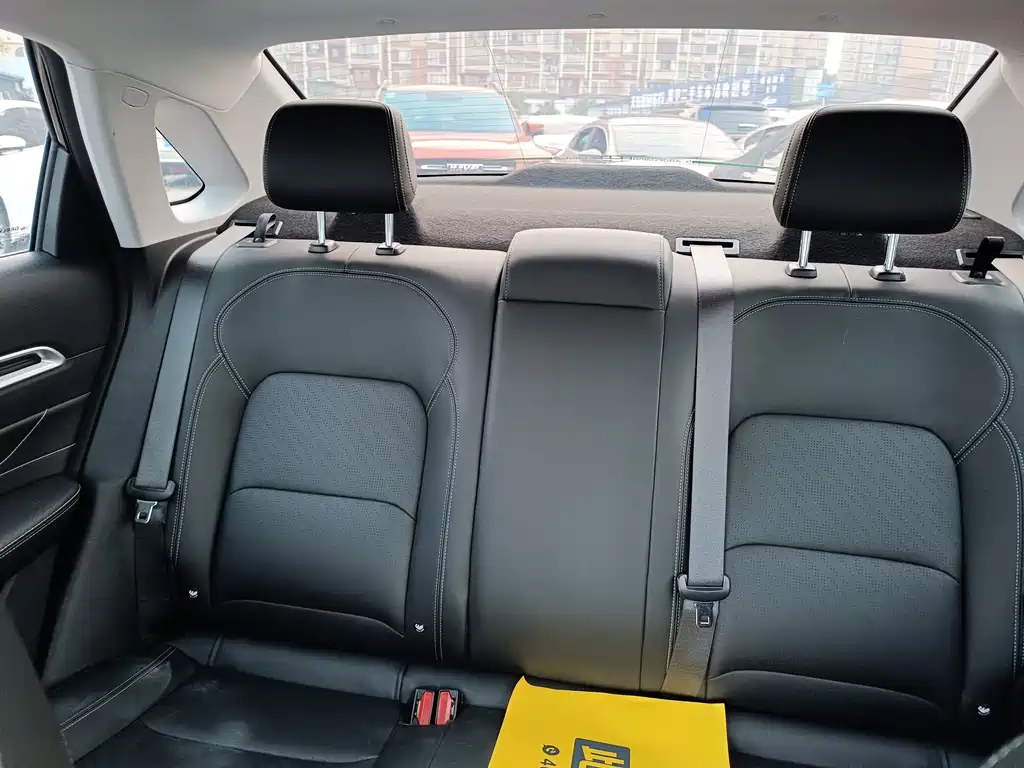 GEELY AUTO EMGRAND 2021
