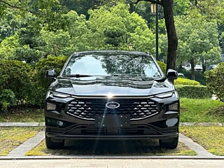 FORD MONDEO 2023