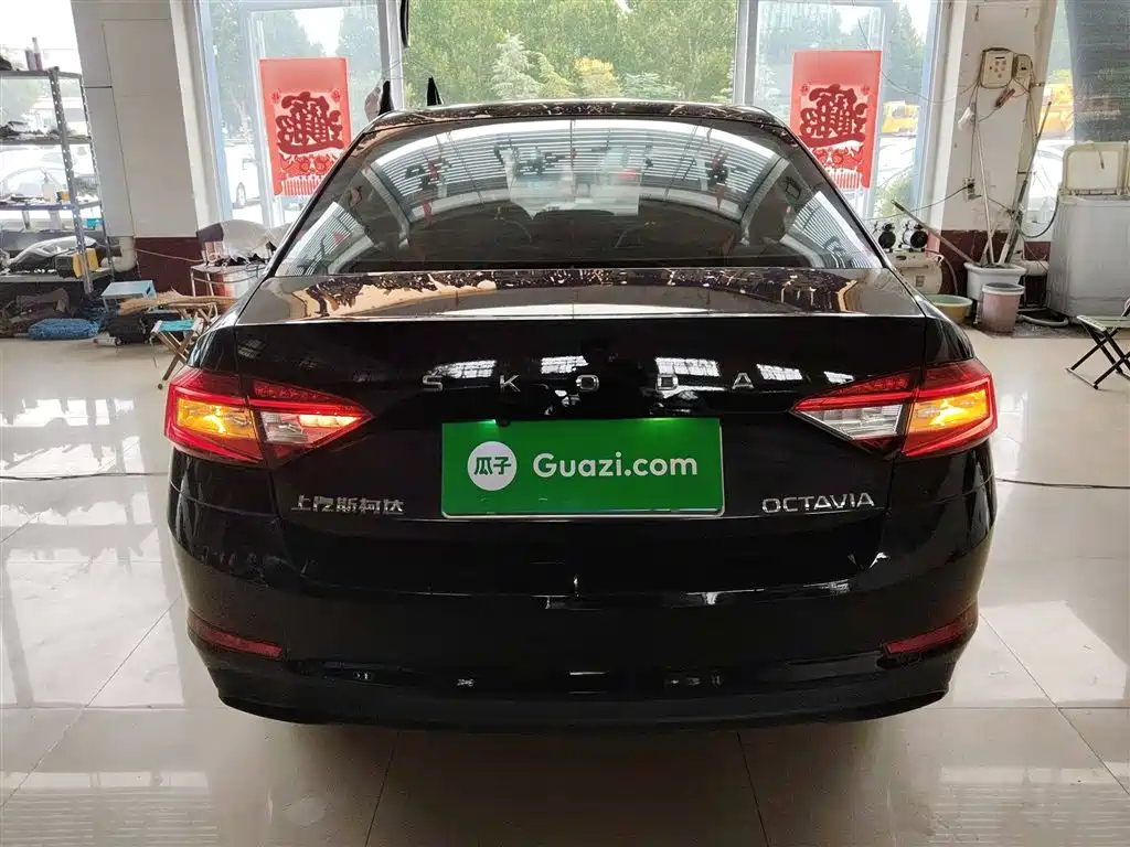 SKODA OCTAVIA 2019
