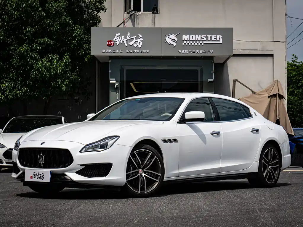 MASERATI QUATTROPORTE 2014