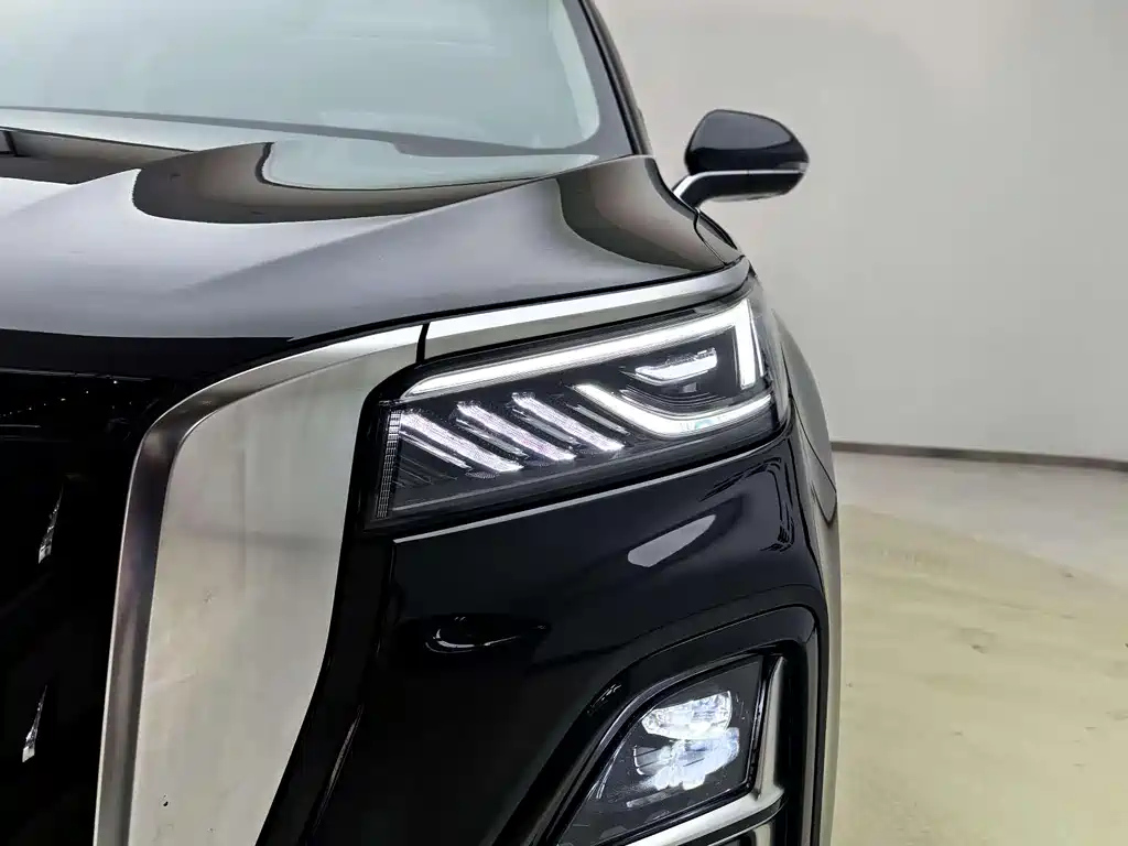 HONGQI HS5 2024