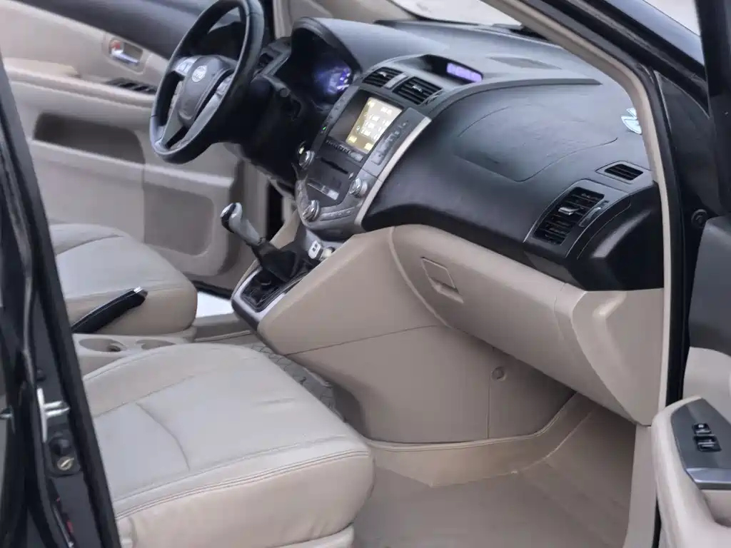 BYD S6 2013