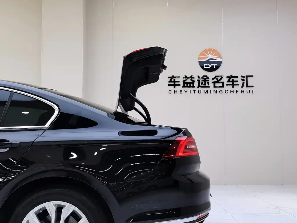 VOLKSWAGEN MAGOTAN 2018