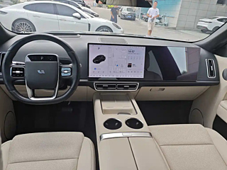 LI AUTO L8  2023 YEAR MAX 2023