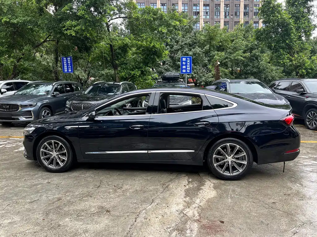BUICK LACROSSE 2022