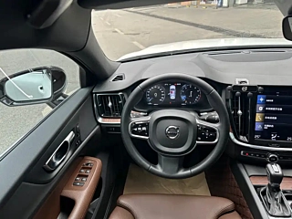VOLVO S60  2021 YEAR T4  DELUXE EDITION 2021