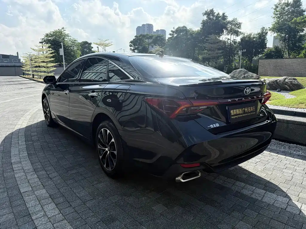 TOYOTA AVALON 2023