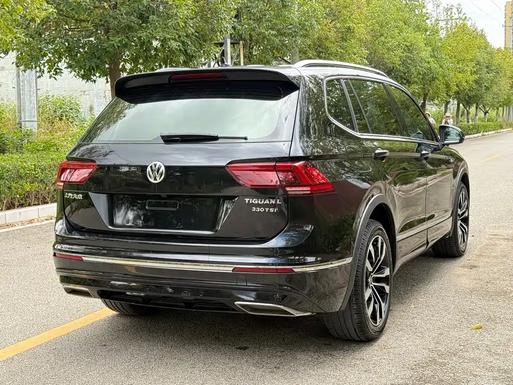 VOLKSWAGEN TIGUAN L 2019