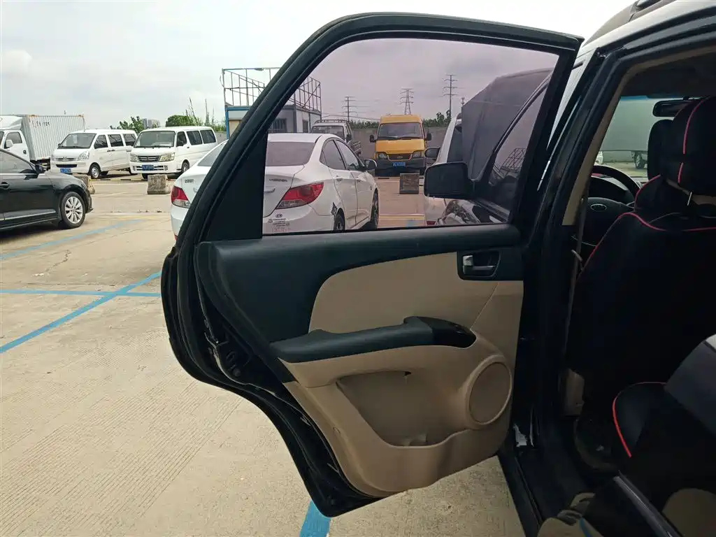 KIA SPORTAGE 2013