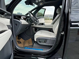 ZEEKR 009 2024 YEAR SEATS EDITION 108KWH 2024