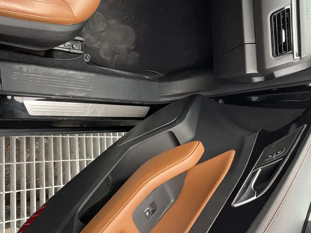 HONGQI H5 2018