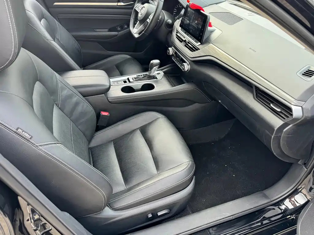 NISSAN TEANA 2021