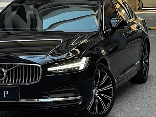 VOLVO S90 2021