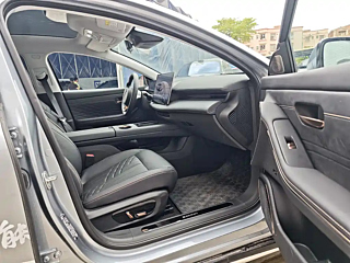 BAO JUN OTHER 2025 YEAR E-POWER 600KM DELUXE EDITION 2025