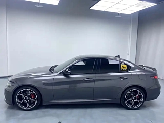 Заказать ALFAROMEO GIULIA
