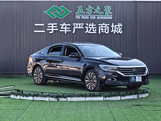 VOLKSWAGEN PASSAT 2020