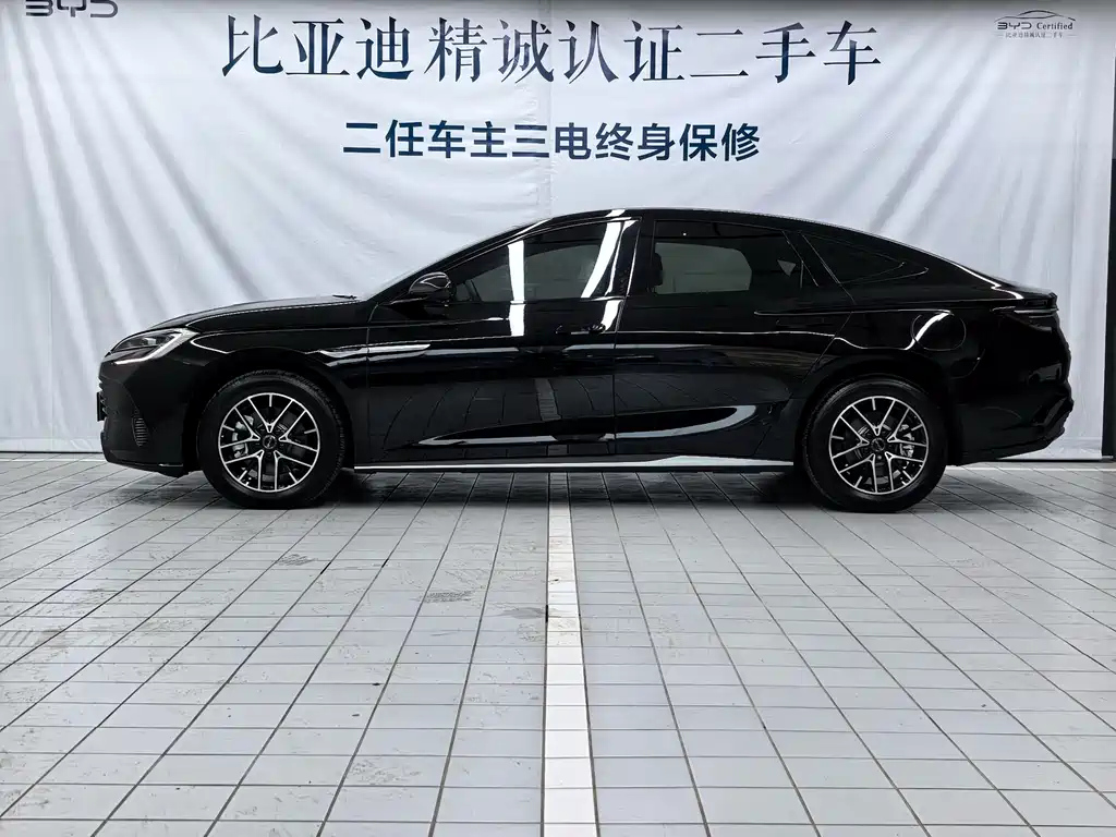 BYD SEAL 07 DM-I 2025